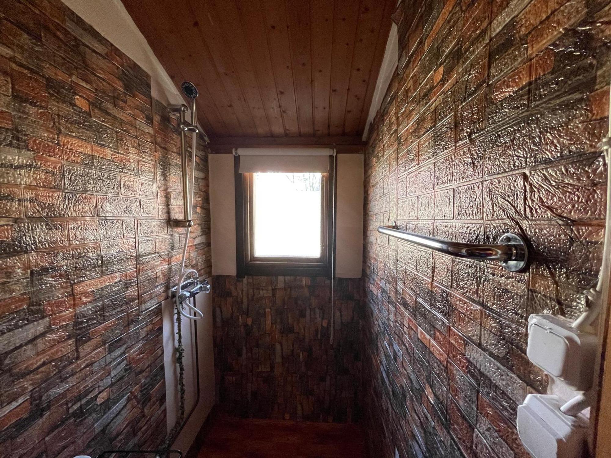 Three Rooms Stuga I Stugby Near National Park Undenas Exterior photo